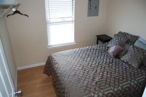 3 bedrooms, WiFi, bed sheets