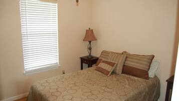 3 bedrooms, WiFi, bed sheets