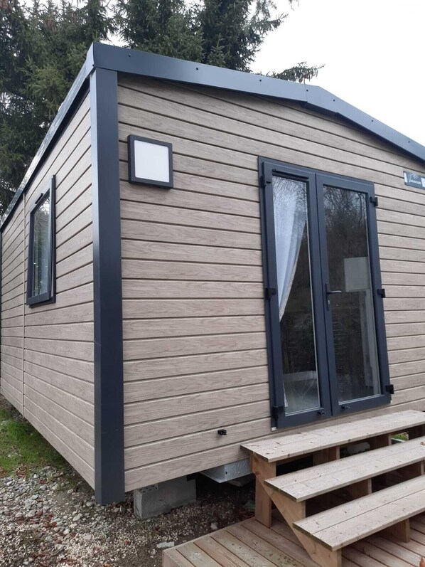 Premium Mobile Home | Individually furnished, free WiFi