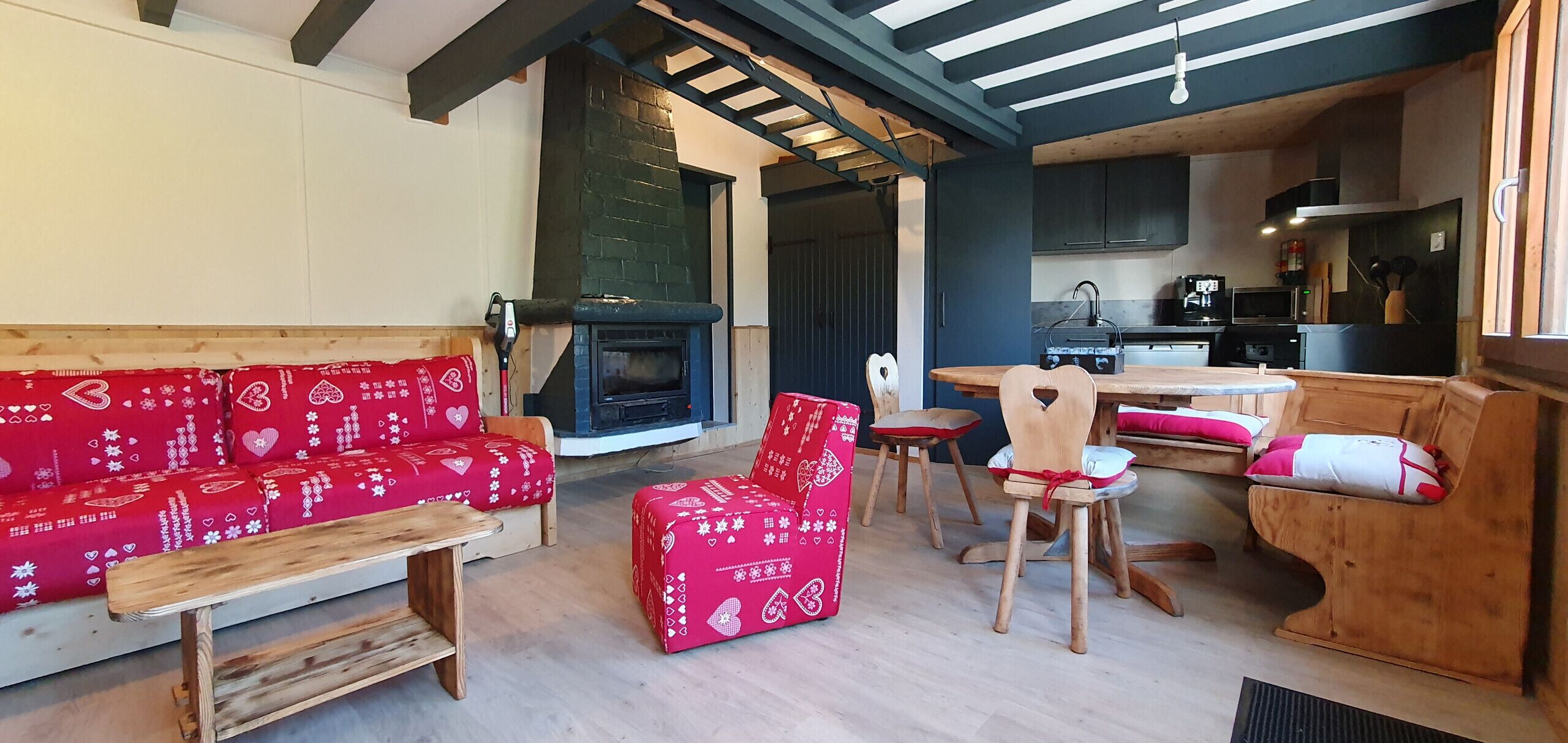 Pagotin 7 Personnes à Métabief