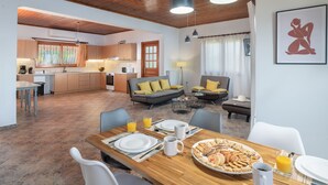 Panoramic Vacation House | Dining room - Galani Vacation House (Apokoronas)
