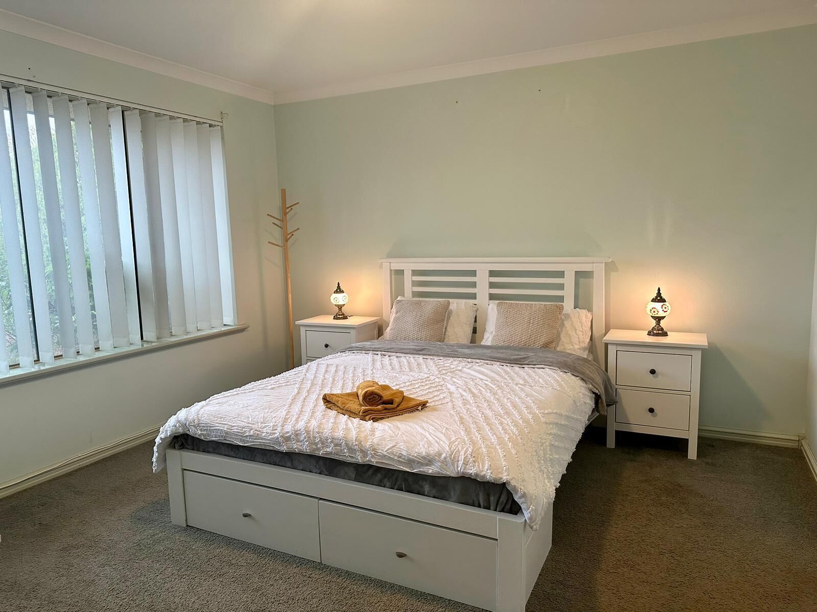 Total Independent Unit - 5 Minutes From Airport