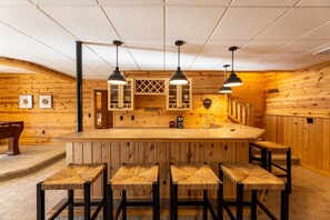 Dining - Cabin near Snowshoe (Pocahontas County)