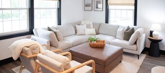 Modern Lake Erie Cottage w/ Hot Tub Near Wineries