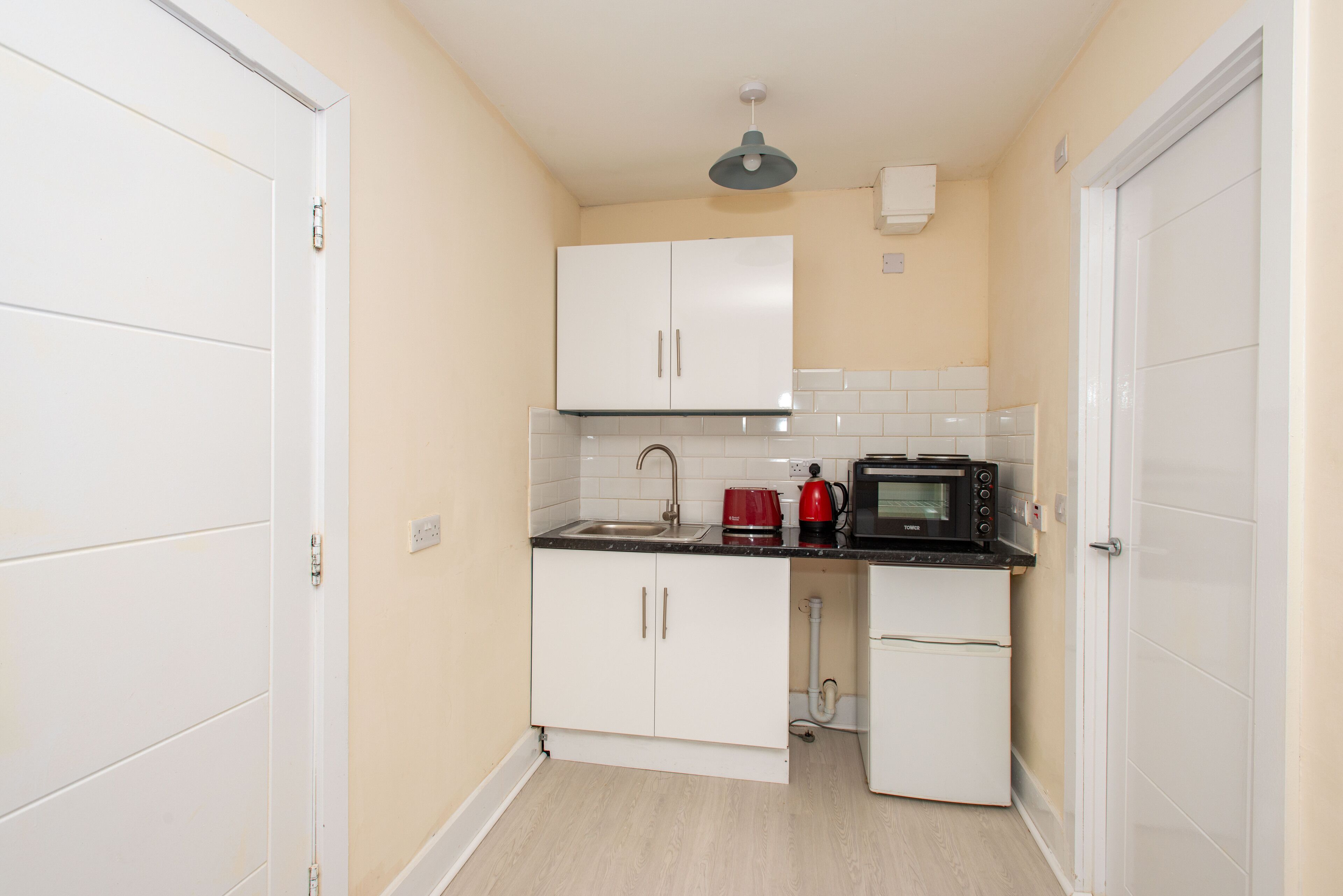 REDUCED RATE - Studio 2 - 25 mins to London Bridge