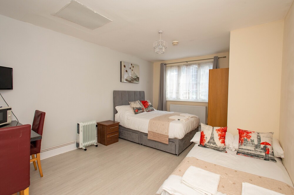 REDUCED RATE - Studio 2 - 25 mins to London Bridge