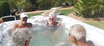 VILLA ROCA. lejlighed til 4 persons. 3 km til strand/ESTEPONA