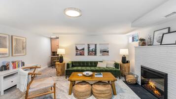 Classic Apartment | Living area