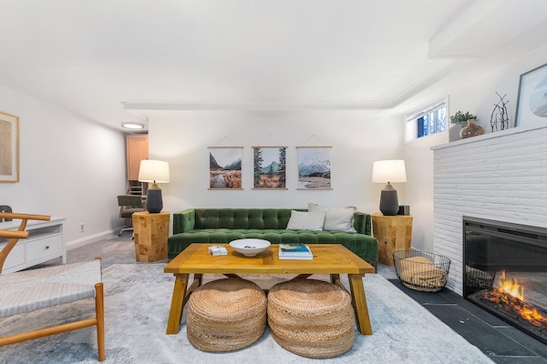 Classic Apartment | Living area