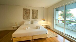 2 chambres, fer et planche à repasser, Wi-Fi gratuit, draps fournis