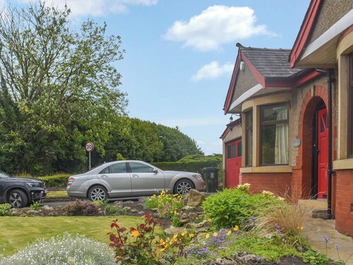 4 bedroom accommodation in Clitheroe