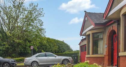 4 bedroom accommodation in Clitheroe