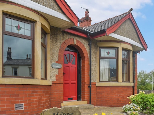 4 bedroom accommodation in Clitheroe