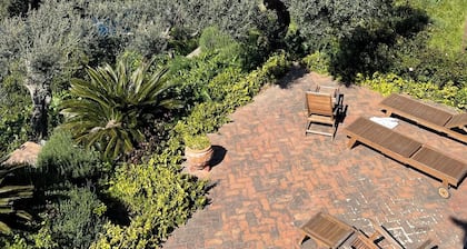 Cesina Home | Apartment in Historic Villa with Panoramic Terrace