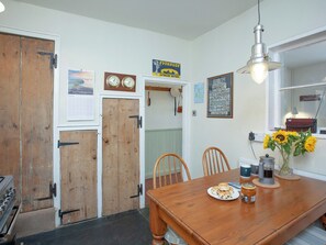 تناول الطعام