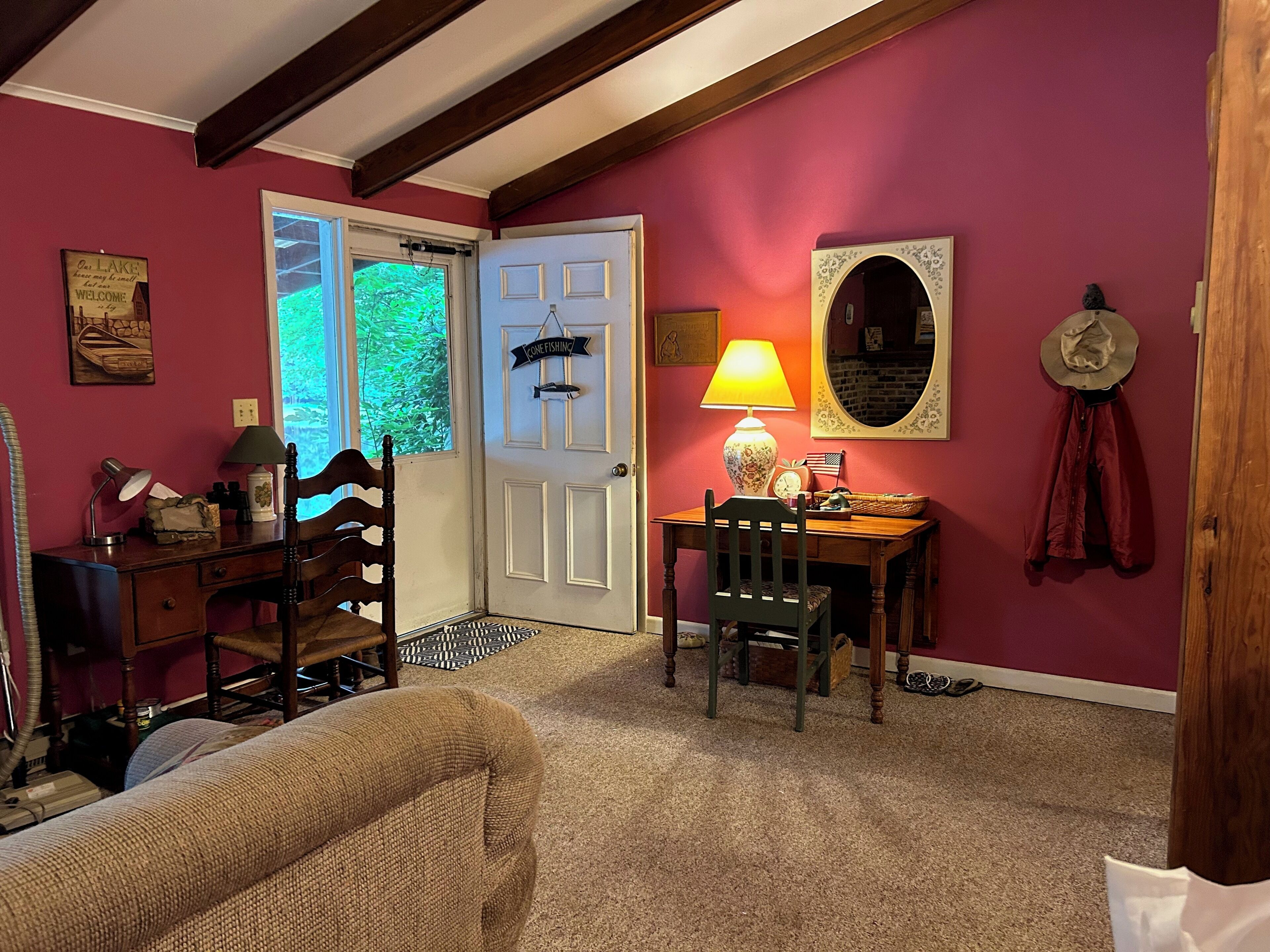 Lakeside Bliss: Your Own Lake House on 33 Acres with an 8-Acre Private Lake