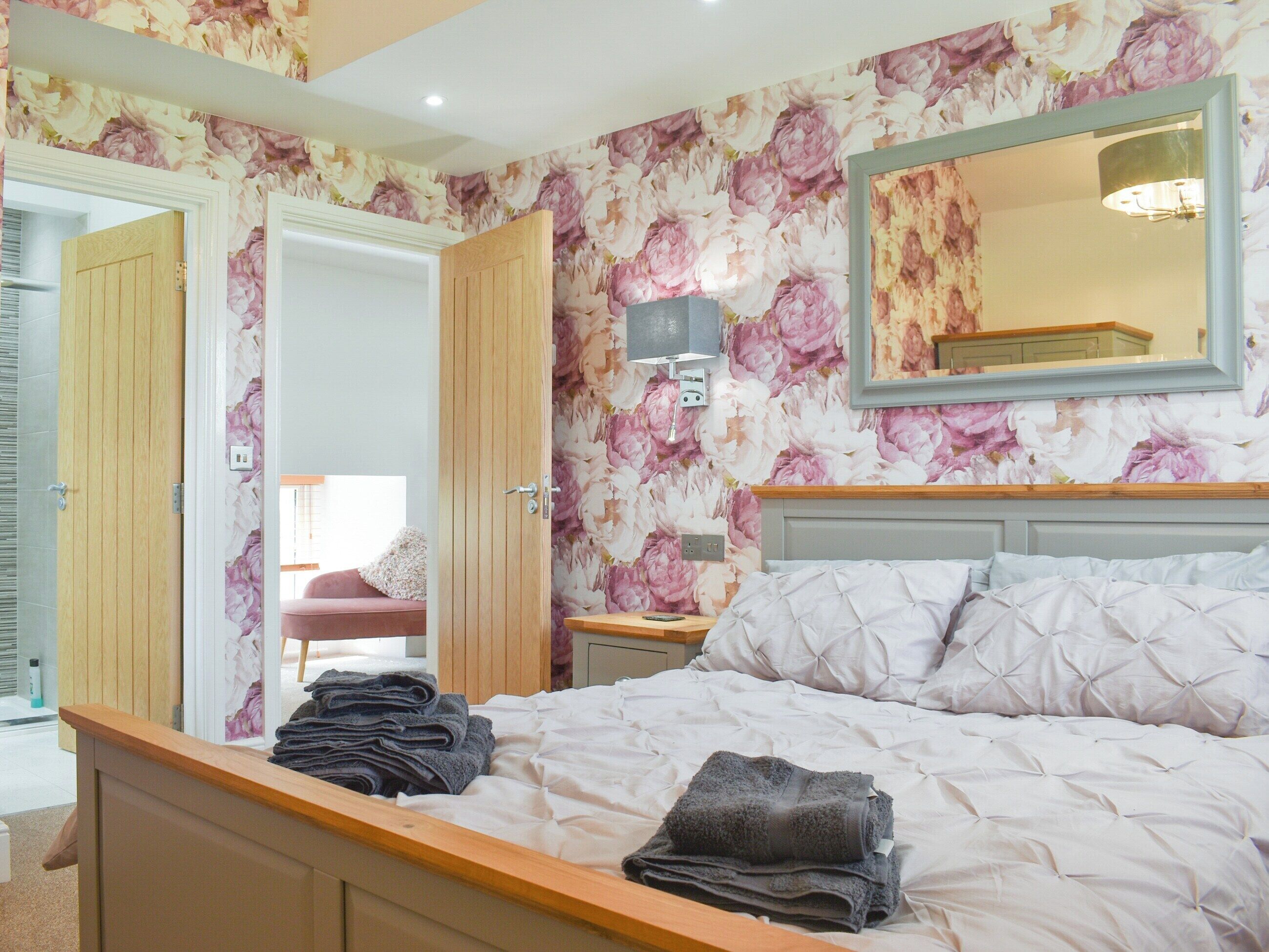 3 Schlafzimmer, kostenloses WLAN, Bettwäsche