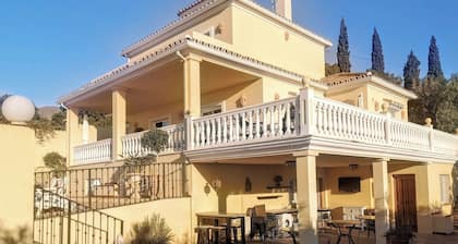 VILLA ROCA.. Lejlighed TIL 2, personer. 5, min fra Stranden