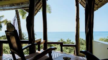 Chambre Luxe Double ou avec lits jumeaux, terrasse, vue océan | Literie de qualité supérieure, couette en duvet d'oie