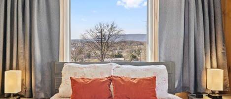 3 bedrooms, iron/ironing board, WiFi