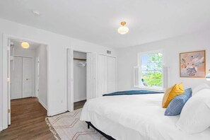4 Schlafzimmer, Bügeleisen/Bügelbrett, kostenloses WLAN, Bettwäsche