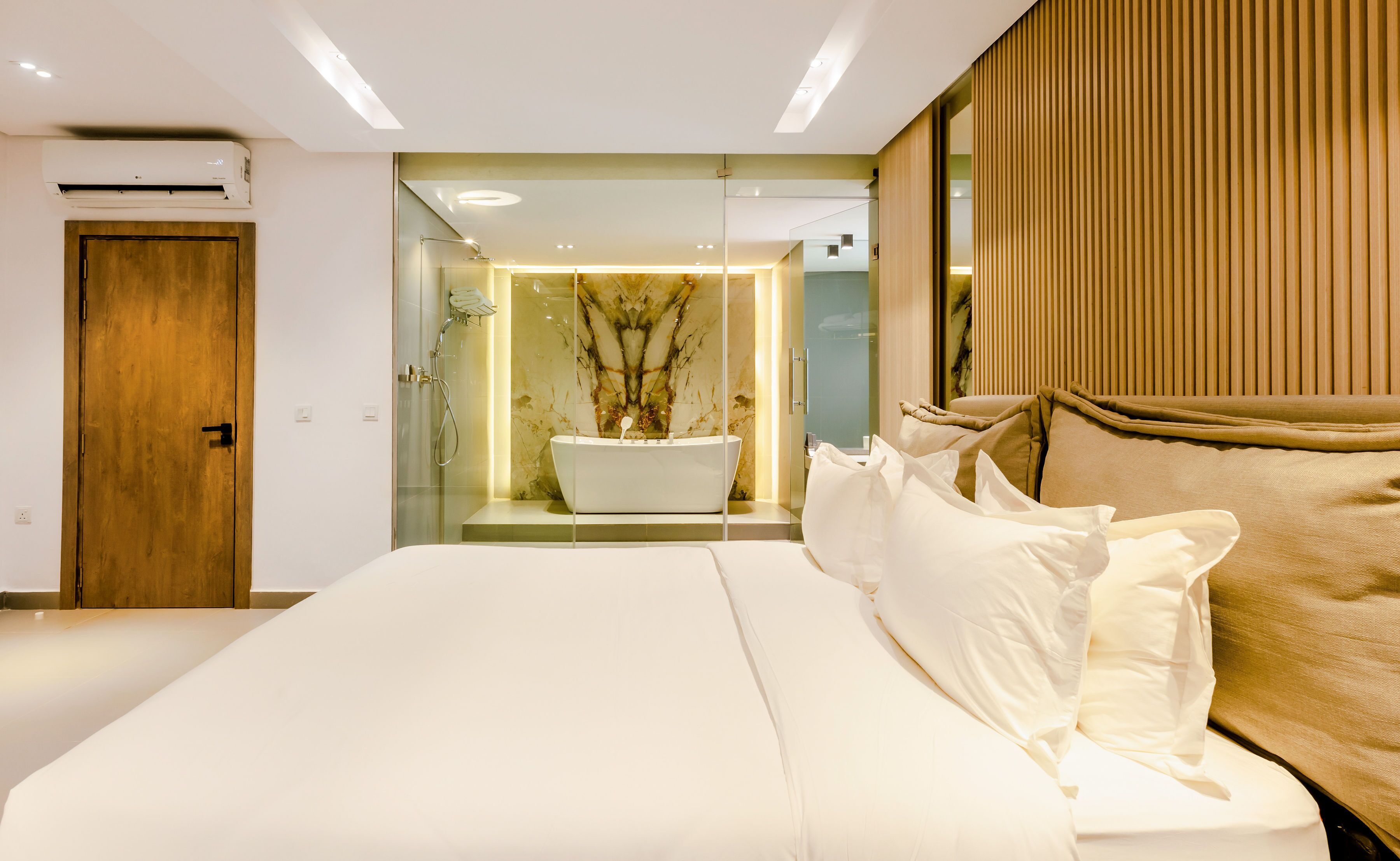 Presidential Suite | Premium bedding, down comforters, memory foam beds, in-room safe