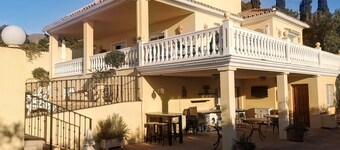 Villa Roca, Lejlighed til 2 Personer, 3km til Estepona
