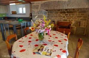 Dining - Gîte La Margeride - Julianges (JULIANGES)