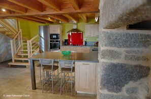 Private kitchen - Gîte La Margeride 4 Personnes (JULIANGES)