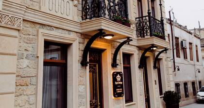 Royal Antique Boutique Hotel
