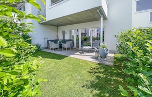 Terrace/patio - 2 bedroom awesome apartment in Fornebu (Fornebu)