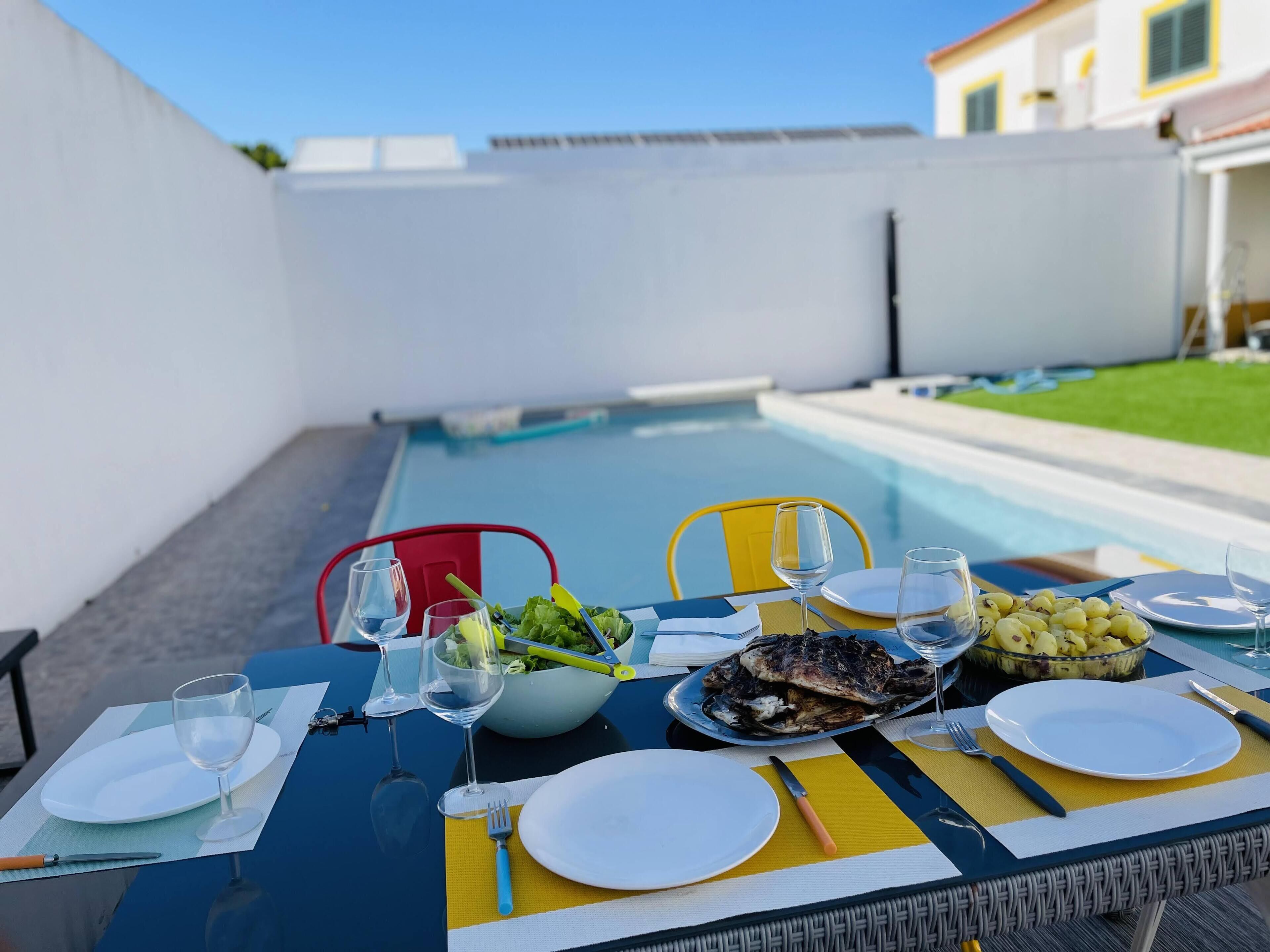 Bee & Bear Holiday Home near Arrabida/Lisbon