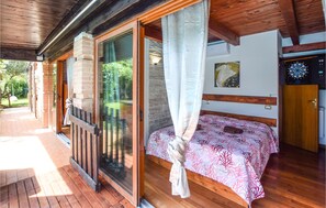 3 habitaciones, cuna de viaje, wifi gratis y ropa de cama