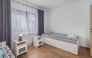 2 habitaciones, cuna de viaje, wifi gratis y ropa de cama 