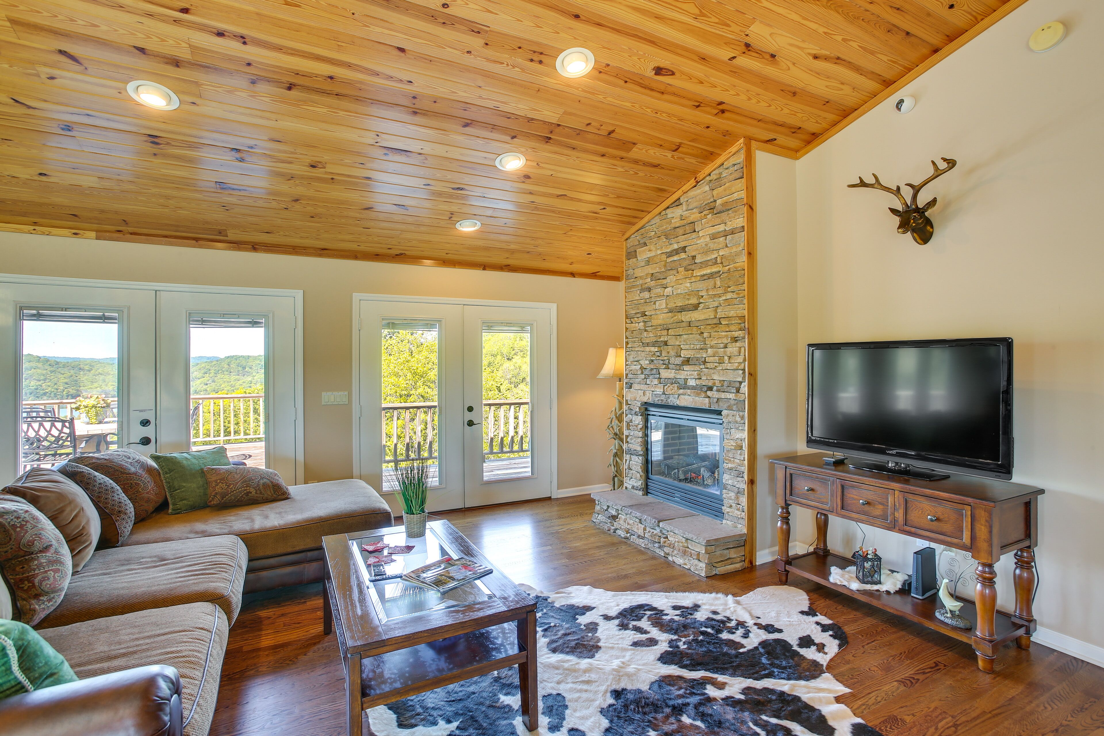 Serene Granville Home w/ Cumberland River Views!