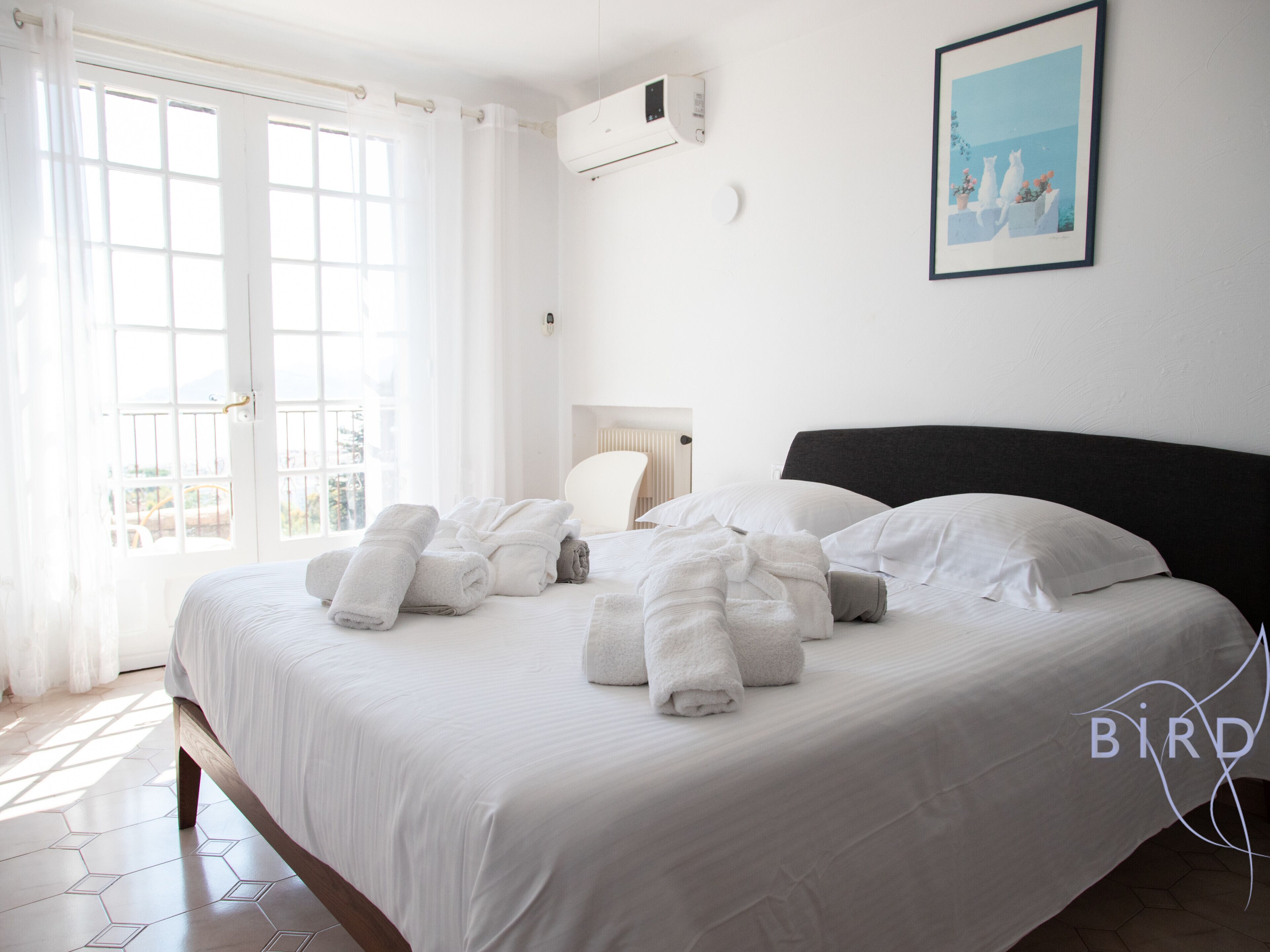 APART VILLA ATYPICAL SEA VIEW AND SWIMMING POOL