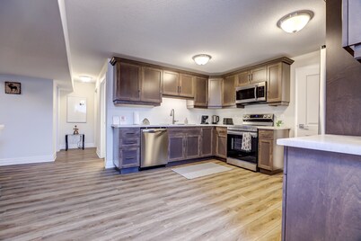 GLOBALSTAY. New House 7 Bd in Port Elgin. Close to the Beach