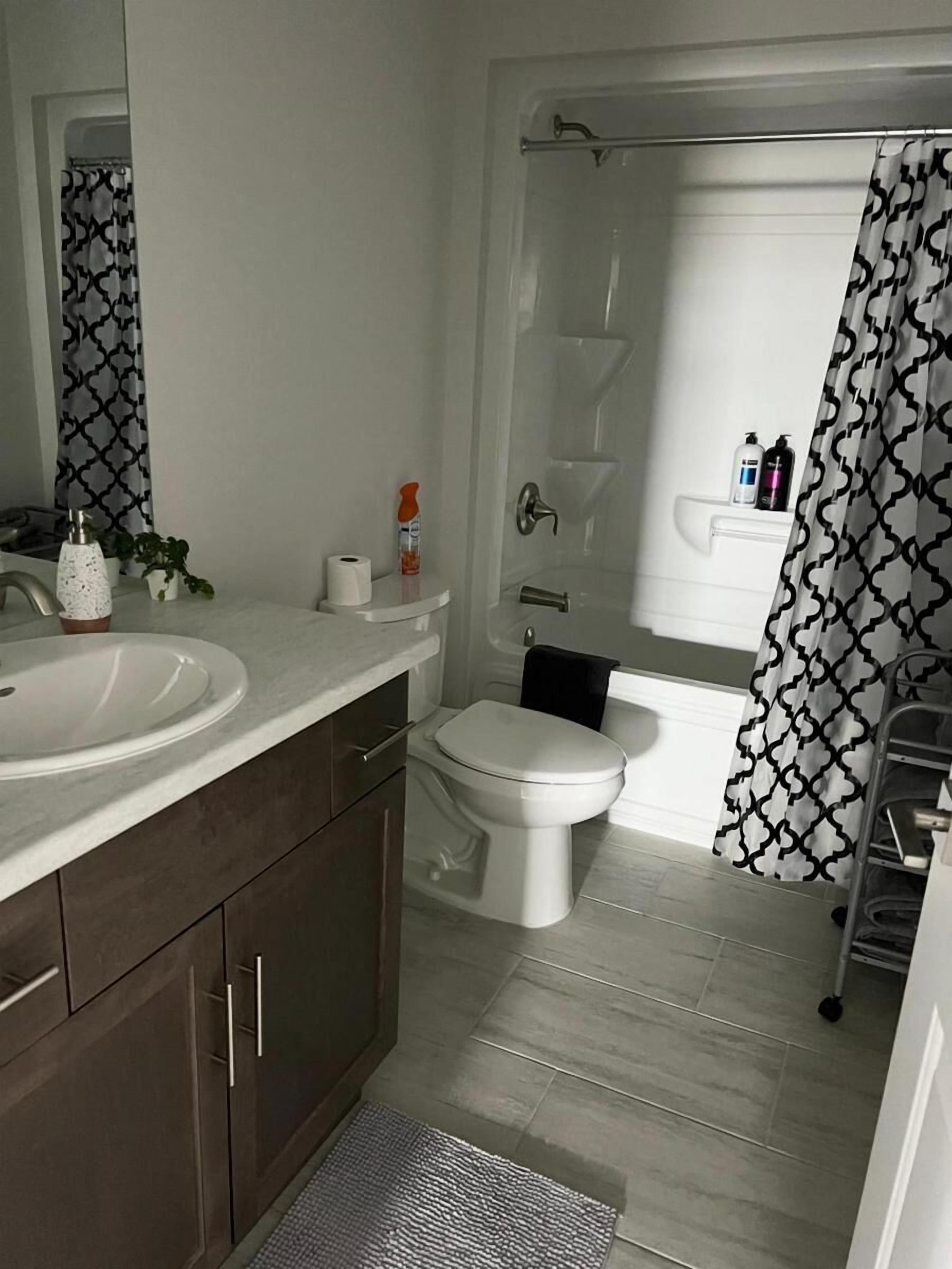 GLOBALSTAY. New 4Bd Basement in Port Elgin. Close to the Beach