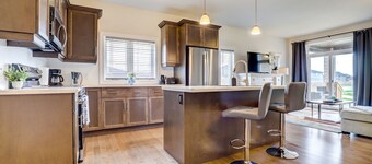 GLOBALSTAY. New 3 Bd House in Port Elgin. Close to the Beach.