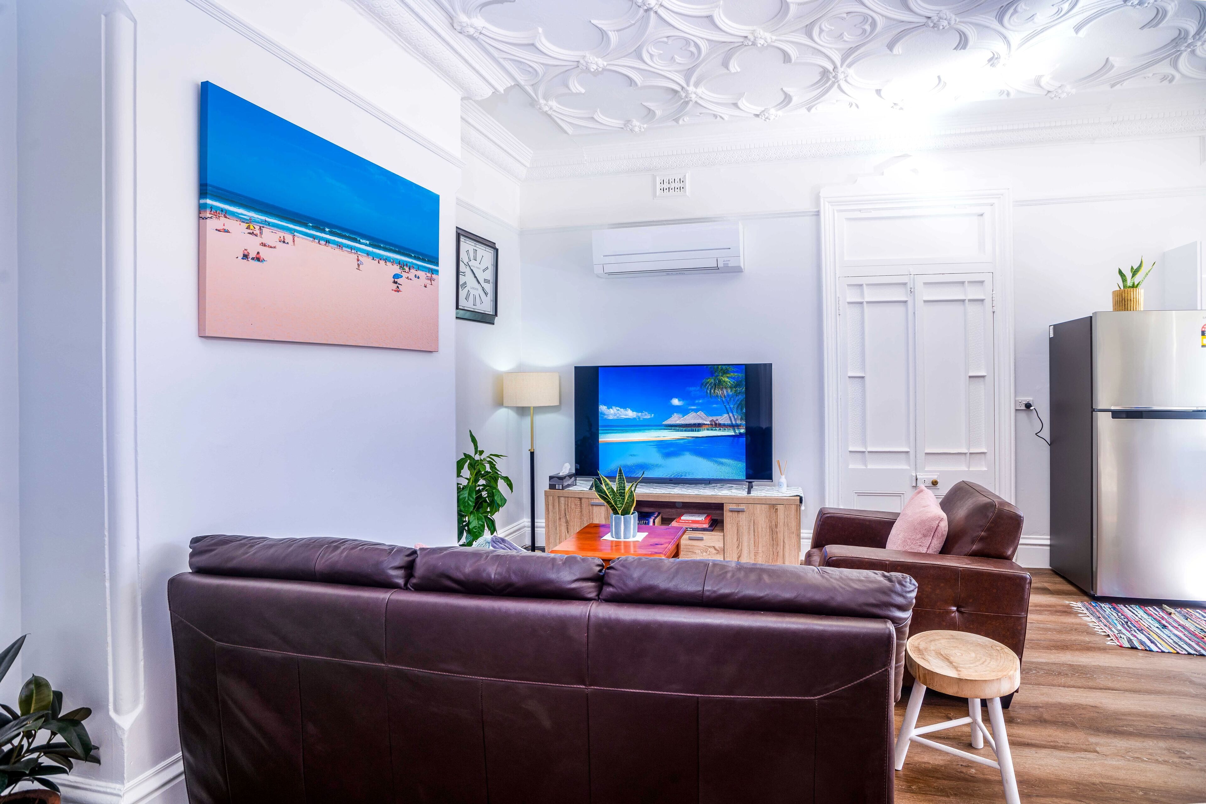 Large 2-bedroom Apartment on Summer Near Cook Park