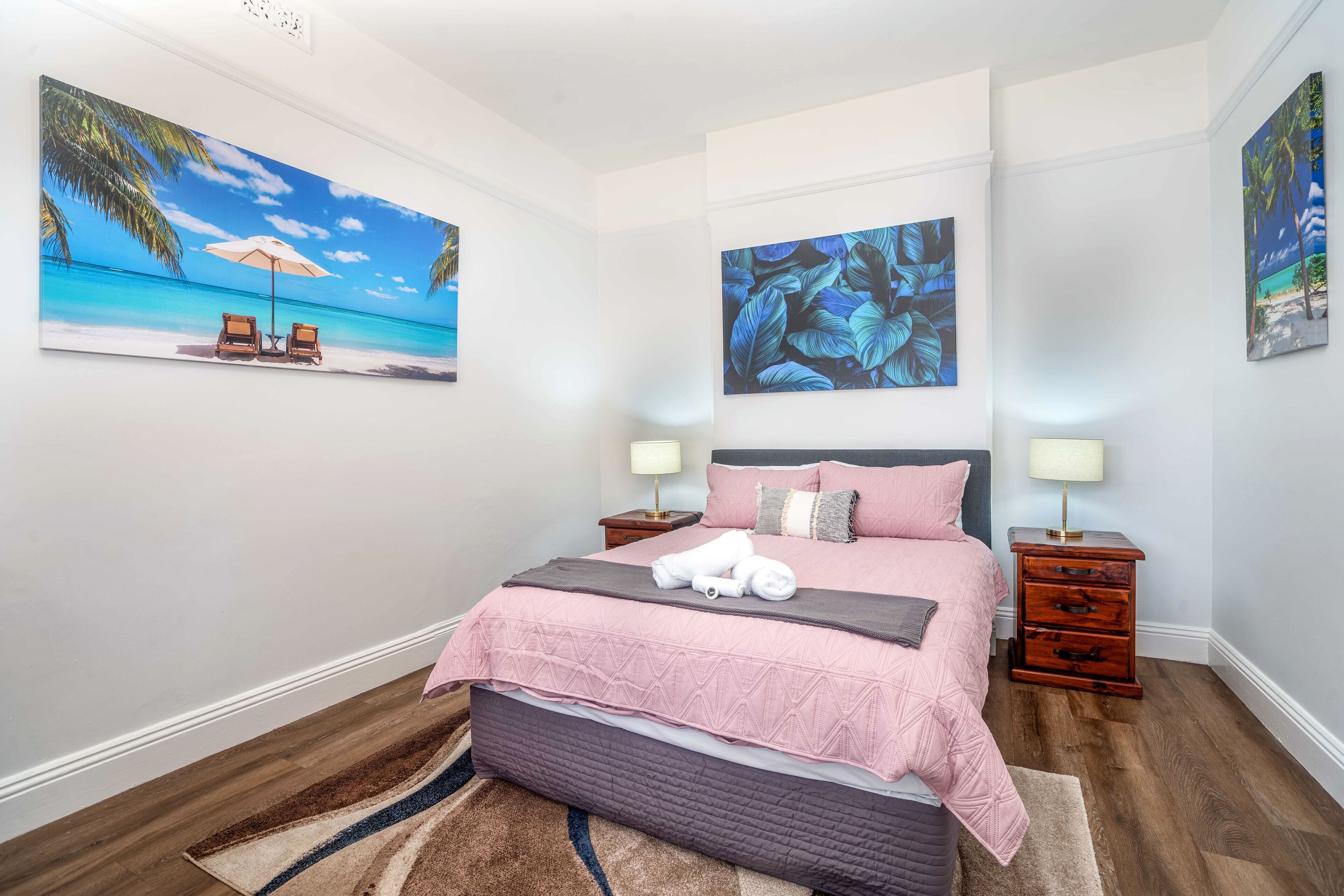 Large 2-bedroom Apartment on Summer Near Cook Park