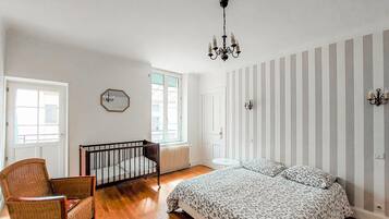 4 chambres, fer et planche Ă repasser, lit parapluie, Wi-Fi gratuit