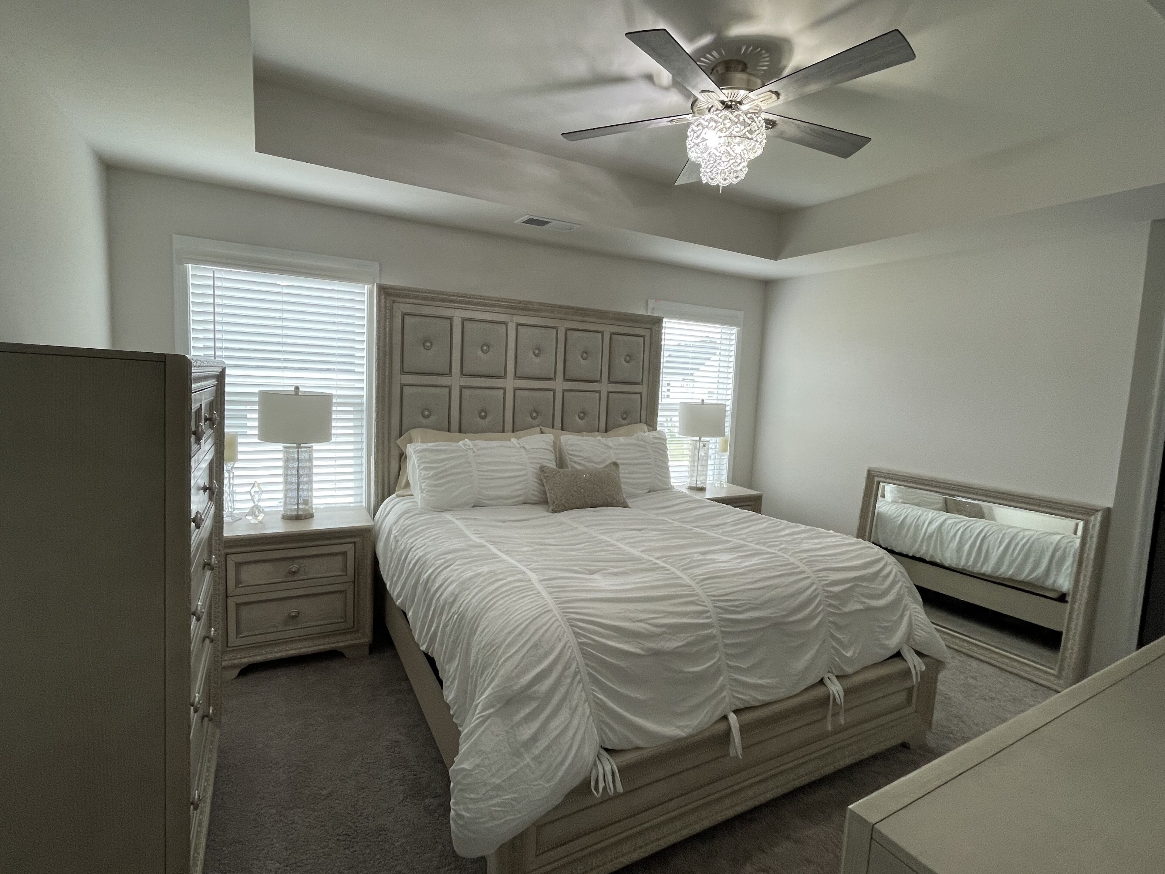 LIFE IS BETTER NEAR THE LAKE. 3 bedroomTownhome near Lake Norman.