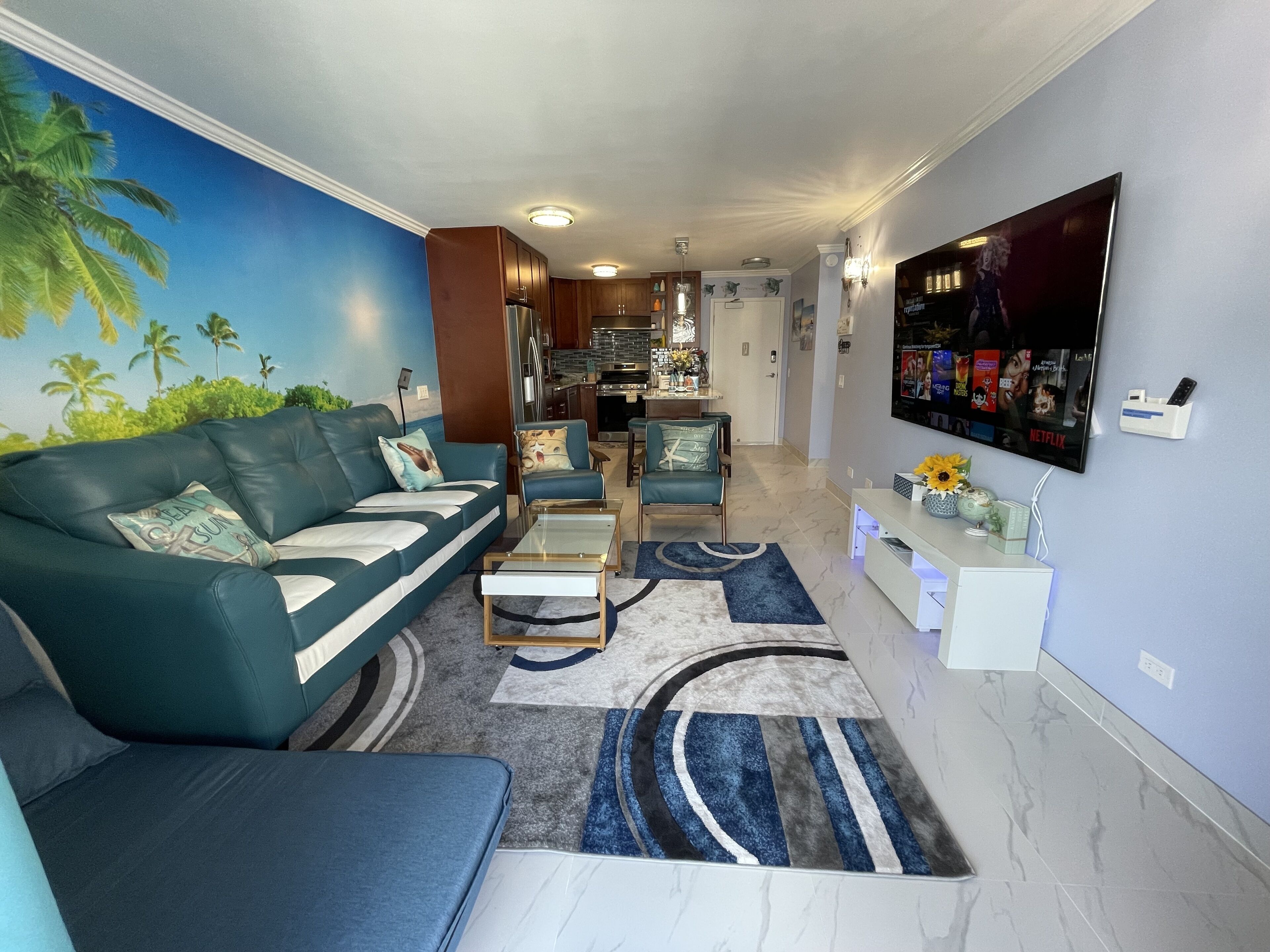 Amazing waikiki Beach condo 2Bed2Bath+free Parking
