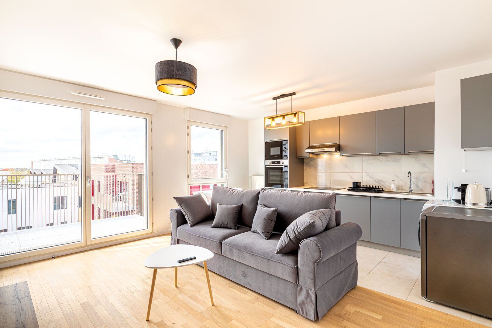 GuestReady - French Kintsugi in Aubervilliers