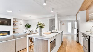 Lago 202 La Pierre de Lune | Private kitchen