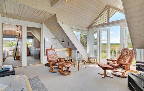 4 bedroom nice home in Assens