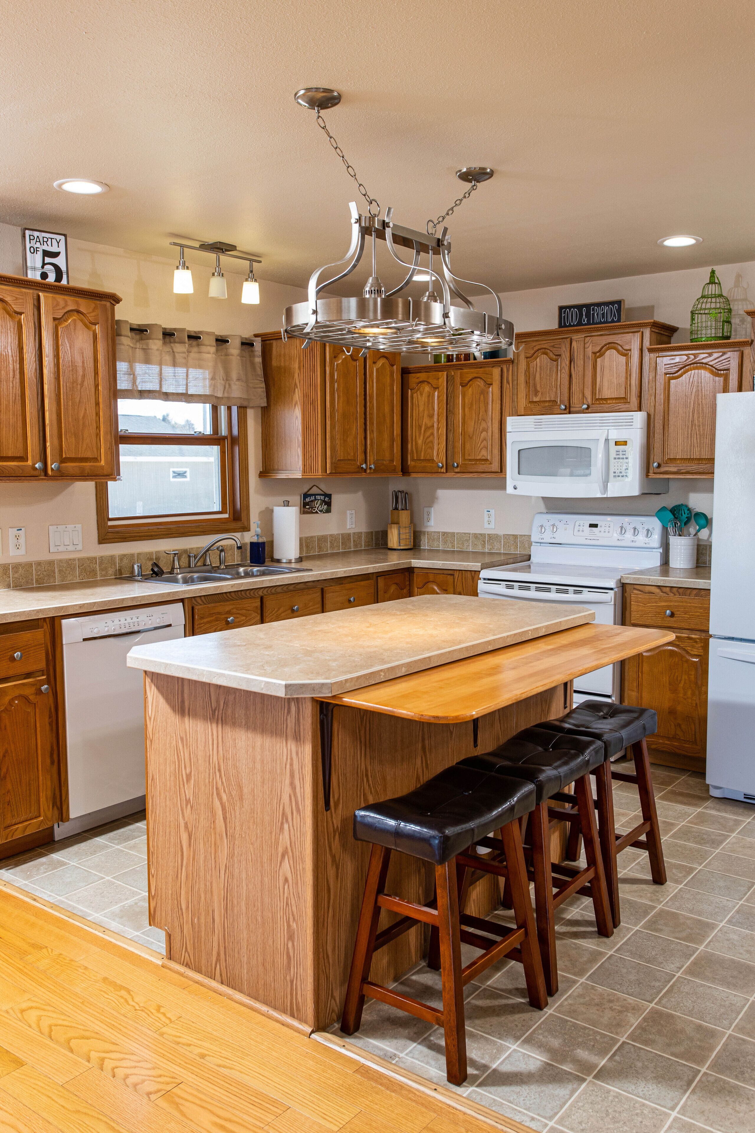 Plenty of room for family and friends at our home on full rec Shawano Lake! 