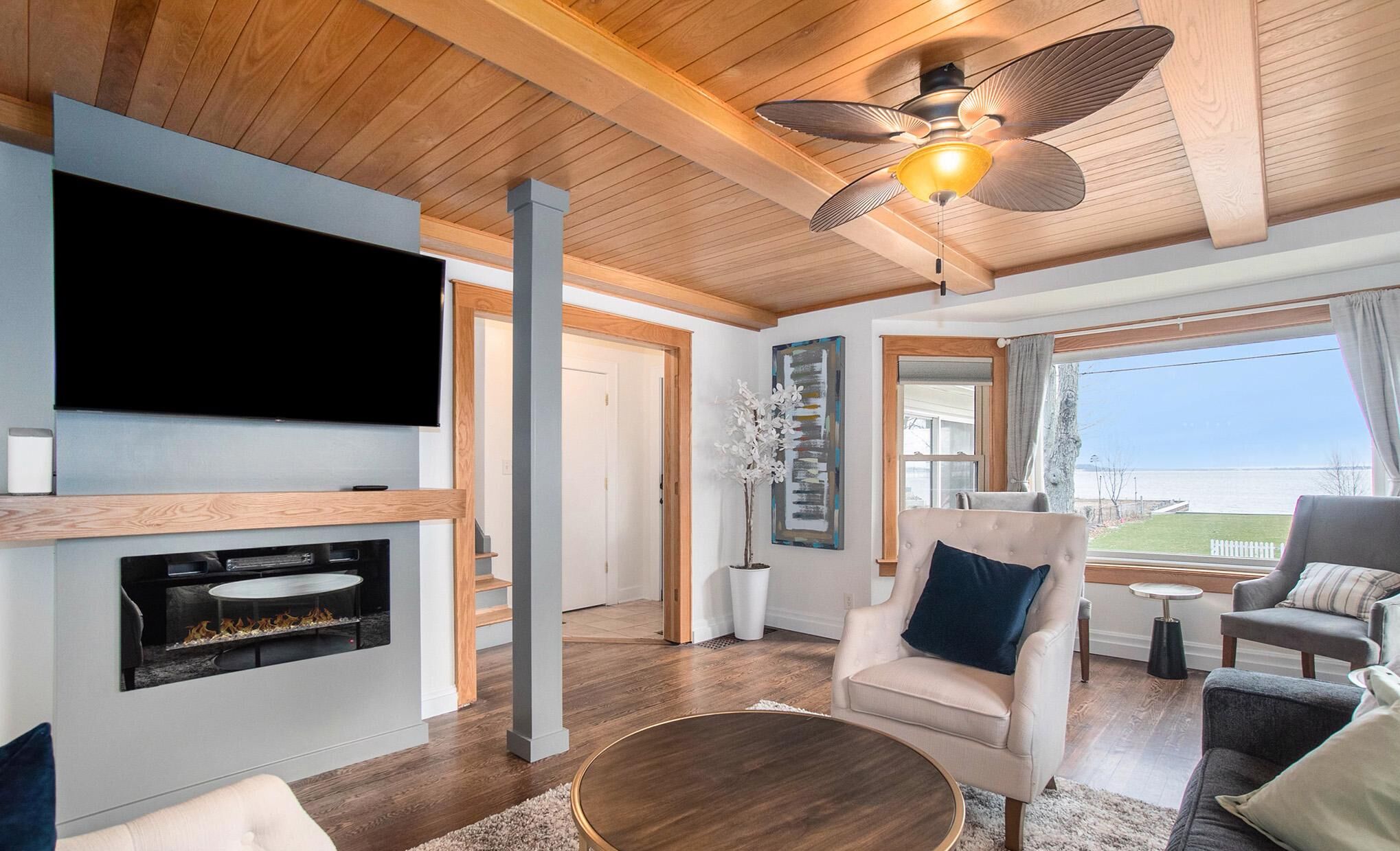 Water's Edge Getaway, The Perfect Homebase For Your Next Beach Vacation