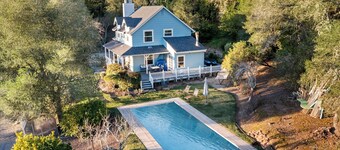 Relax & Gather: Healdsburg Farmhouse for 10 with Pool, Hot Tub & BBQ